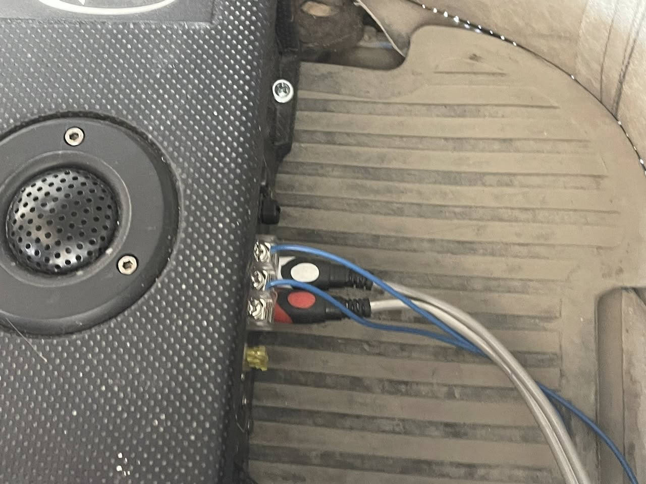 مضخم جديد صالي يومين من شتريدها شرط الفحص 
العنوان بصره حيانيه رقمي ***********
