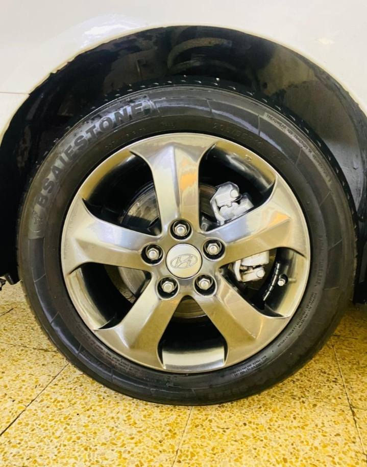 بًسِـمً أّلَلَهّـ أّلَرحًمًنِ أّلَرحًيِّمً 
للبيع هونداي النترا 2010  لون ابيض رقم أربيل دولي  شرط التحويل والوكاله... 
سياره خير من الله حيل حلوه واحلى من الصور
مواصفات 
محرك 1600ما مفتوح خير من الله لا تبخير ولا تنقيص 
كير شرط بدون كل عيب صدر جديد
تبريد ثلج تدفئه نار سياره جاهزه مجهزه بدون نقص…
السياره كفاله عامه قطره صبغ ماكو …
السعر127 وبيها مجال 

العنوان موصل جانب الايمن 
رقم الهاتف 
***********
