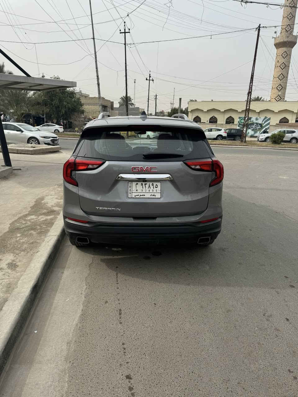 السلام عليكم
جي ام سي تيران للبيع
مواصفات slt
موديل 2020
محرك 2000 المرغوب
ماشية 53 الف
مواصفات 
فوول رادارات
توقف ذاتي 
خزن مقاعد 
تدفئة كشن
بدون ارباك
داخل جلد
فوول تحكم ستيرن
وبعد هواي مواصفات
حادث خلفي بجم كبس بيه صبغ شويه بالجنطه
بدون شواصي ودواخل وصور الحادث مرفقة
مكانها بغداد العامرية
السعر 19200 دولار 
للاستفسار ***********
