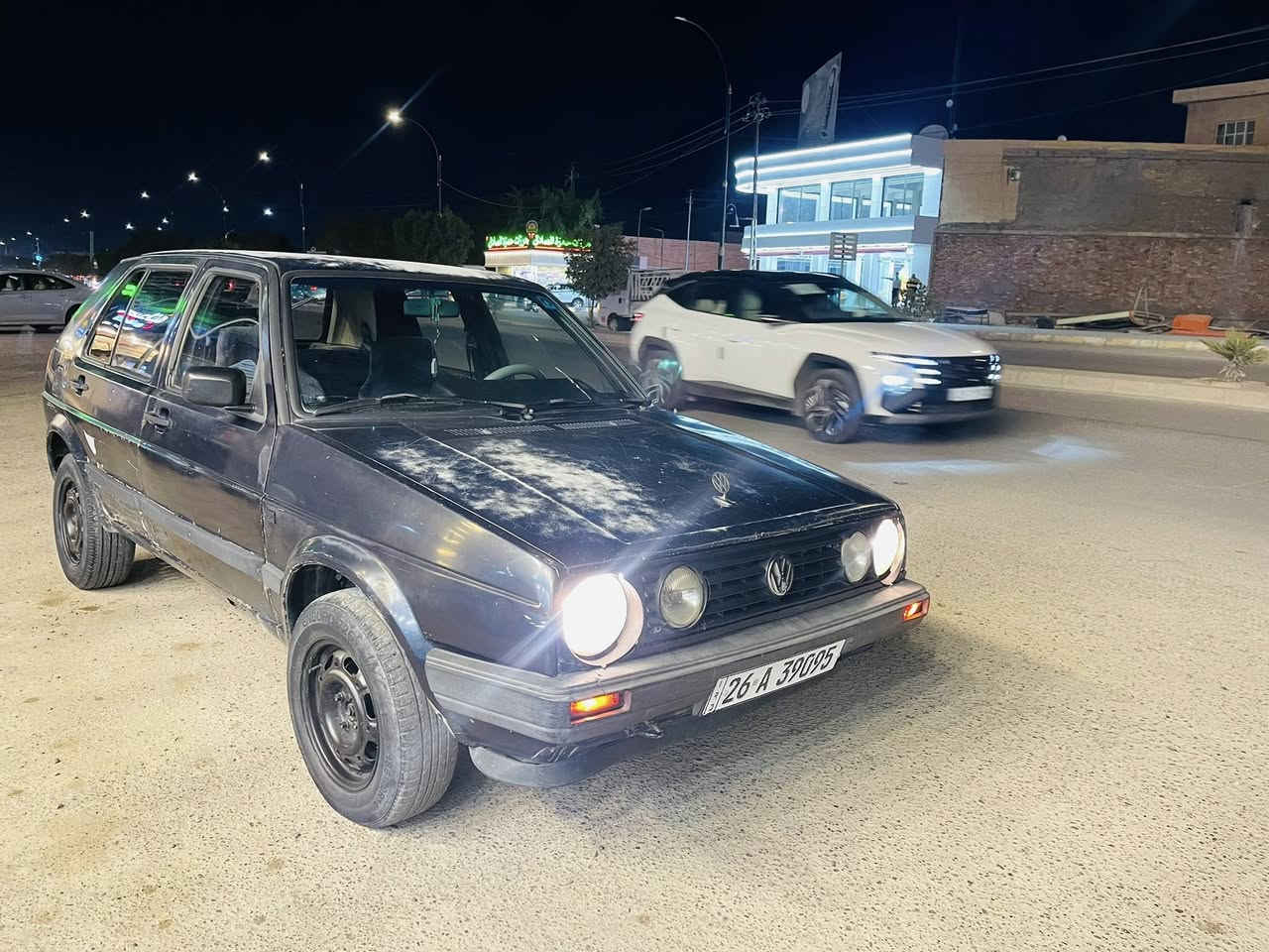 السلام عليكم 
للبيع فقط بدون مراوس 
سياره كولف موديل91 بسمي دولي صلاح الدين 
كير عادي5 نمر مكينه 1800 (0/8)بحاله جيده تخم تاير  صدر نص عمر سياره بلاديه من ناحيه الصبغ والسياره كدام العين استفسار اكثر خاص 
مكان السياره (تكريت)
السعر24 وبيها مجال 
***********
