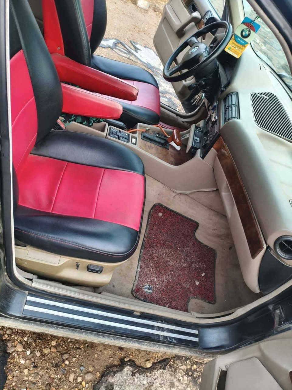 السلام عليكم
525 أصل 
مكينه مسكر عدل 
شرط التحويل 
هزه مامنتهيه 
***********
