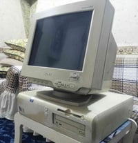 شاشة سوني • صنع اليابان • مع كيس