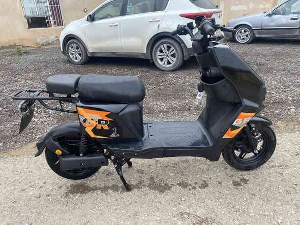 سلام عليكم دراجه شحن GR 2025 للبيع داجه جديده  بطاريات + شاحنه  جديده تشغيل عن بعد وتشغيل على الكارت  ديالى بلدروز سعر ٦٠٠ وبي مجال 
***********
