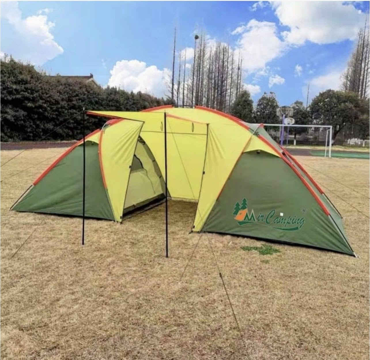 السلام عليكم ورحمة الله وبركاته:-

خيمة تخييم عائلية من ماركة روسيه أصليه
MirCamping / Mimir ART1002-6

ومواصفاتها واضحه:
 • ⛺ 6 أشخاص
 • 📐 520 × 220 × 180 سم
 • 💦 مقاومة ماء 3000mm
 • ⚖️ وزن تقريباً 10كغم
السعر 450وبي مجال للشراي تدللون


**إذا كنت صاحب هذا الإعلان وتريد حذفه لأي سبب، رجاءا أرسل رسالة إلى الدعم الفني**