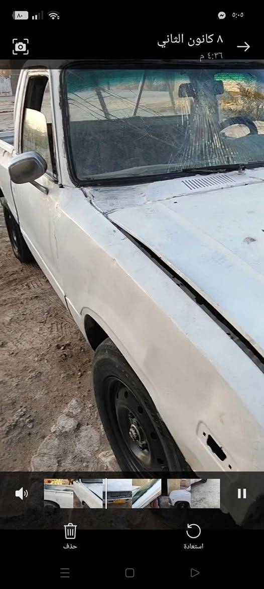 سلام عليكم سياره للبيع موديل 80 مكينه كير شرط الباقي شوف العين رقم مثنى  عنوان اسماوه اسعر 15 وبيه مجال ***********
