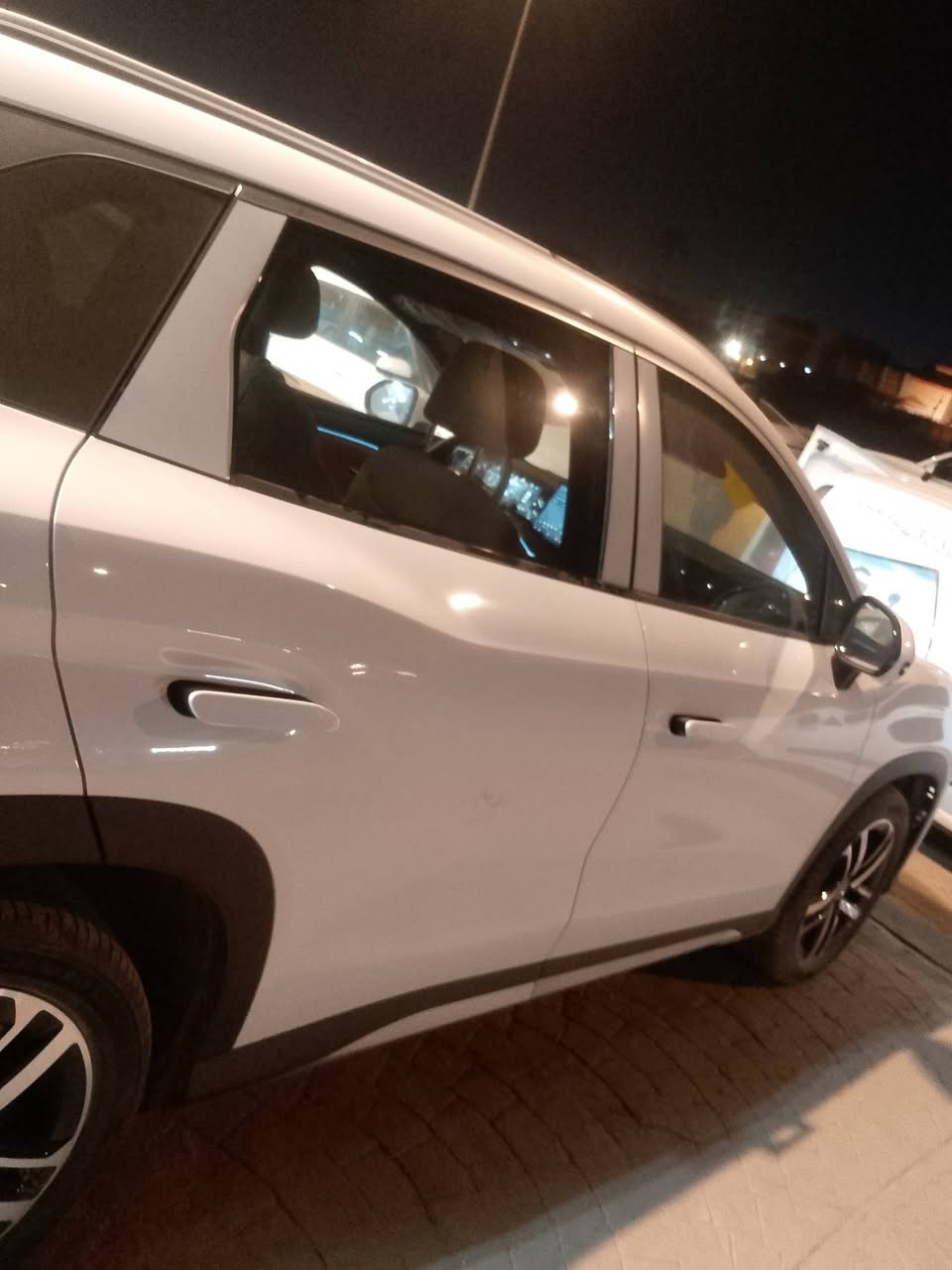 السلام عليكم زبائنا الكرام
عرض خاص بمناسبة حلول السنة الجديدة سنة خير يارب

تبديل زجاج خلفي مظلل بي واي دي 

اصلي وكالة مع الضمان 

يتوفر لدينا جميع زجاج بي واي دي 

العرض يشمل التوصيل والشد مجاناً داخل بغداد 🏍️

توصيل لكافة محافظات العراق

***********ابوفهد
