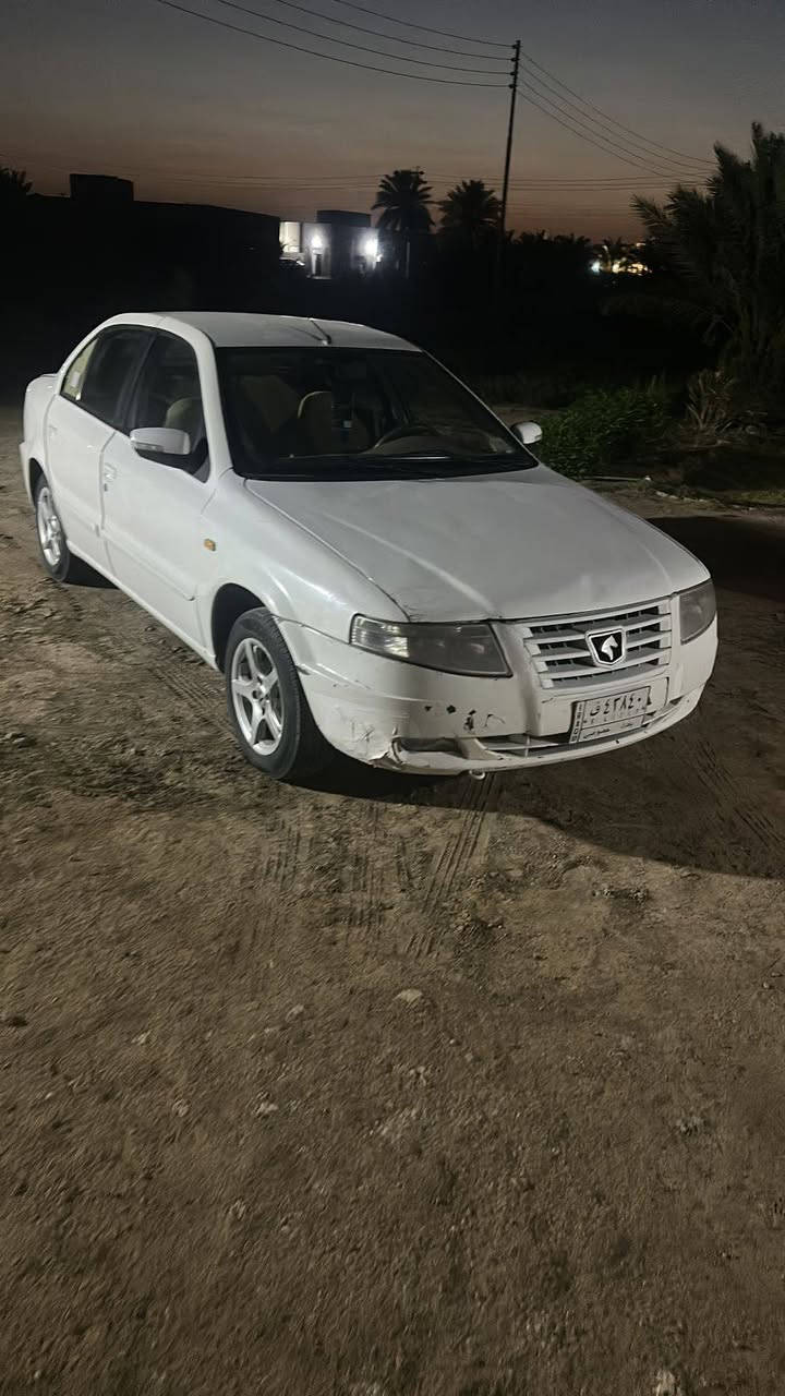 سمند سورن موديل 2012 رقم بغداد مشروع وطني مداور ثاني يوم سنويتها منتهية
كير وحدادية شرط .مكينتها بيها تنقيص سعر 38 وبيها مجال  
الاتصال ***********
