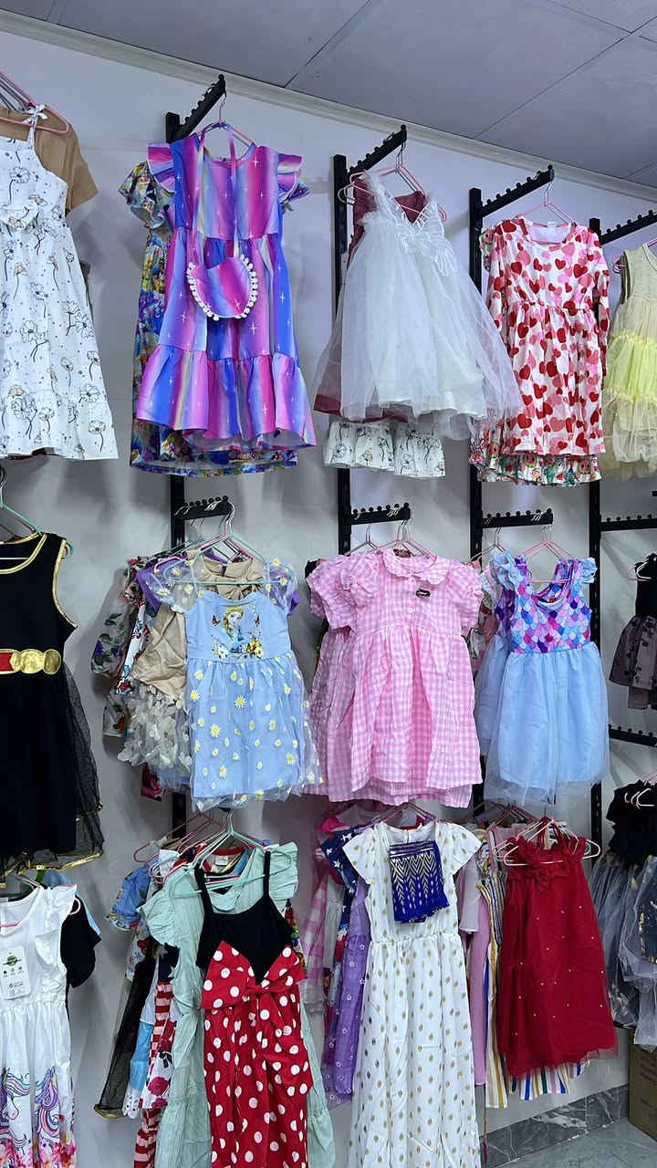 � افتتاح أقوى محل ملابس في المنطقة 🔥
إذا تدورين الأناقة والسعر المناسب… وصلتي للمكان الصح!

✔️ ملابس نسائية عصرية
✔️ أزياء بنات وأطفال
✔️ أحذية بأحدث الموديلات

🎁 خصومات خاصة لأول الزبائن
📍 حي الانتصار ب قرب من سنتر الانتصار 
لا تفوتون الافتتاح


**إذا كنت صاحب هذا الإعلان وتريد حذفه لأي سبب، رجاءا أرسل رسالة إلى الدعم الفني**