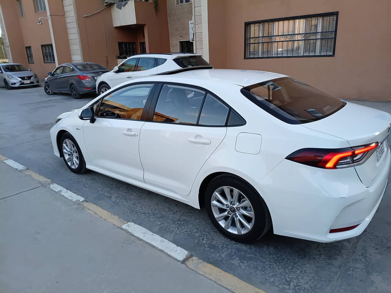 السلام عليكم 
كورلا ٢٠٢٥ 
الشكل خليجي
رقم بغداد مشروع وطني 
محرك 1.8 
لايتات زينون 
بلوجكتر زينون
رادار امامي
اشاير بلمري
وفتحة سقف سلايد روف
الداخل جلد اسود
تحكم ستيرن جهتين
شاشه وكامره
تبريد شاشه
مخرج تايبسي
إيفي مود
درايف مود
سايد بريك بصمه
واوتو هولد
بك لايت led
اشاير led
السعر 154 $
العنوان بغداد /حي الحسين/ للاتصال ***********
