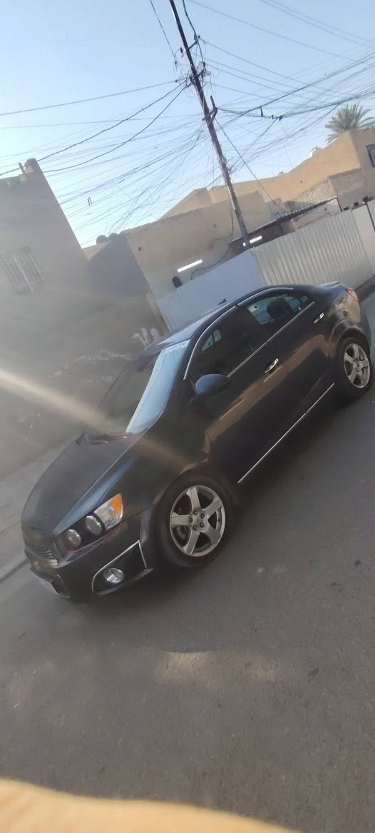 شوفرليت سونيك فئه الرياضي LTZ موديل 2013 السياره جدا نضيفه وحلوه بيه هواي مواصفات تحكم مري كشنات جلد تدفئه وبيه مانع انزلاق كير ميكنه انضاف مشيه قليل كلش قليل بموديله السياره بيد بنيه ما متعوبه تبريد ثلج مينكعد كدامه رقم السياره بغداد الدولي جديد مكان السياره بغداد الزعفرانية رقم الهاتف ***********
