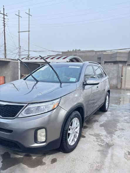 سلام عليكم  البيع سياره كيه سورنتو  موديل 15
امريكي  مثل ما واضح ب الصور
*********** السعر ١٥٠
7راكب
٤سلندر
تبريد تدفئة قطعتين 
كامره 
حساس 
تحكم ستيرن
نضام ايكو
خاليه من العيب الشرعي
