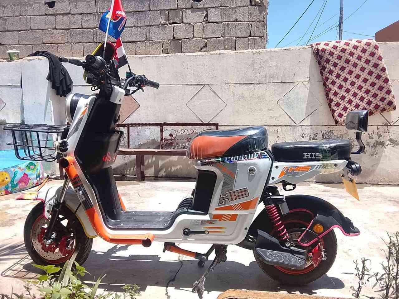 دراجة شحن للبيع بطاريات كبار سعرها ٣٥٠ وبيها مجال قليل مكاني بعقوبة مدخل مفرك ***********
