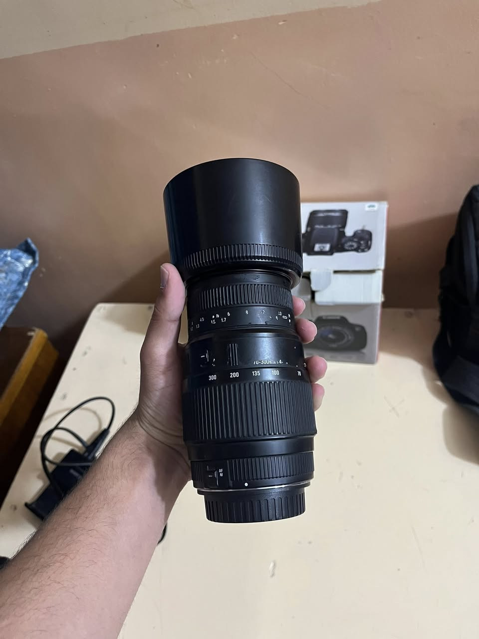 عدسة سيكما للكانون 70-300
نظيفة شوف العين 
السعر 100 فقط 
واتس ***********
والماسنجر مفتوح
