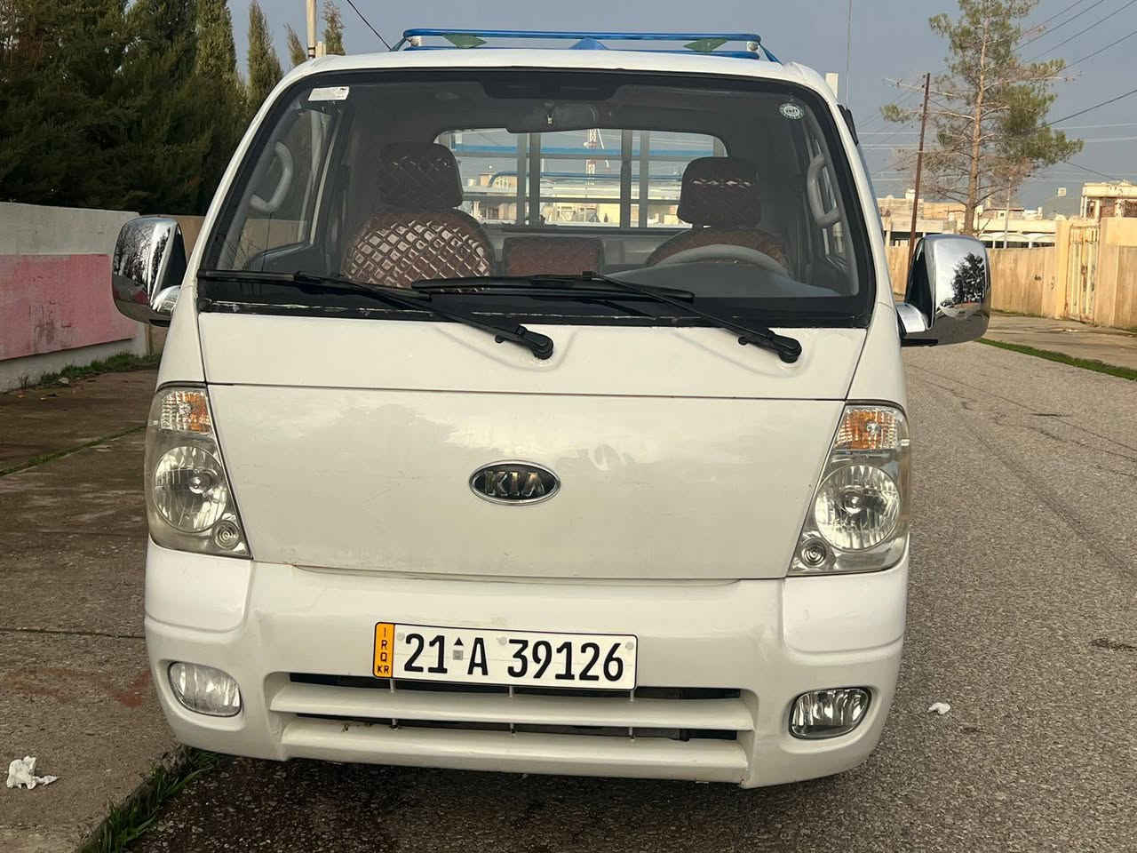 کیا دووتەنی 2700مۆدیل 2010جام کارەبایی گیڕعادی  ڕەقەم سلیمانی سەنەوی هەزەی تازە تا2031 بەناو خۆمەوەیە سەیارەیەکە نمونەیە لەجوانیا گێڕومەکینەوئەکسلی بەشەرت مەکینەی بۆخاری نیە یەک بست بۆیاخی هەیە بێ ناوگرتن دەعمولیدراوی نیە پێشی کەپسەشەنسی وشاحوتی بەشەرت شەش تایەیی تازەی لەژیرە زۆر تندوتۆڵە بی مەسروفە ماڵی کاسپیە سعری 102گڵاو مجال شوێن هەڵەبجەی تازە 
***********
*********** دار بنديهكان, السليمانية
