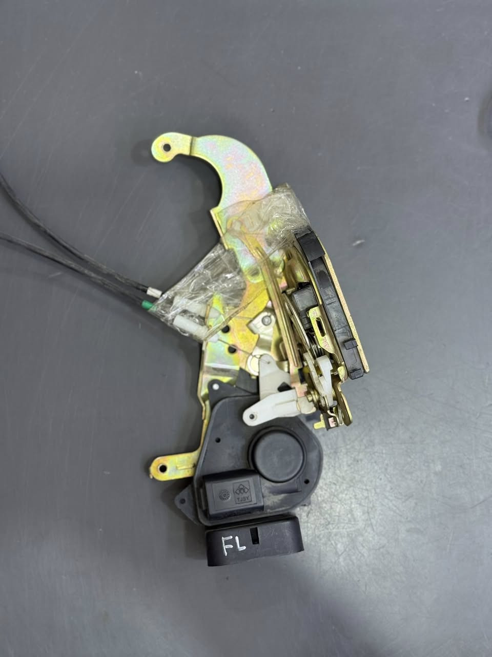 يتوفر كيلونات ابواب لجميع السيارات الصيني. توصيل متوفر من خلال التواصل مع ارقام الواتساب: 

***********
***********

العنوان: الفرع الاول/ بغداد السنك/ مجمع الغفران التجاري/ شركة الحوراء

الفرع الثاني/بغداد الطالبية/ فلكة 83/ محلات الحوراء
