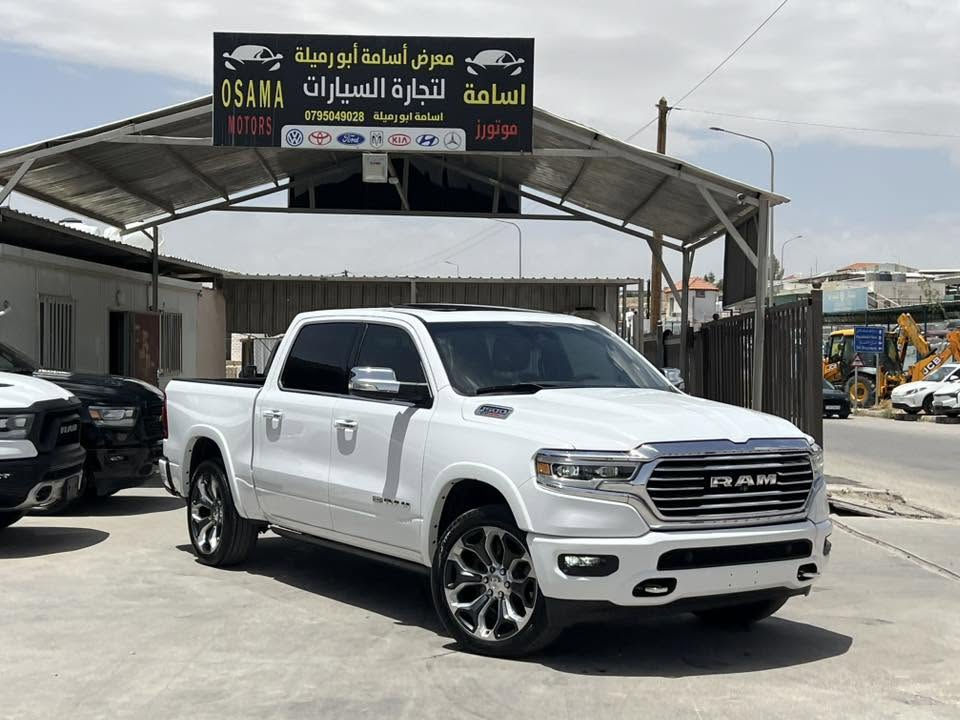 ● #DODGE RAM LONGHORN DIESEL 2020 🛻 ✅️

● #دودج رام لونج هورن ديزل 2020 🛻 ✅️

فحص كامل 7 جيد كلين تايتل ✅️ (clean title)

لون ابيض لؤلؤي مميز جدا 

سعة المحرك: 3000CC قوي واقتصادي DIESEL ⛽️
 

● المواصفات :

• بانوراما 

• جير ماوس

• كاميرات 360 درجة

• 4×4 كهرباء

• كراسي جلد لون عسلي  

• كراسي كهرباء ميموري سيت

• كراسي مدفأة ومبردة

• تحكم ستيرنج

• عداد ديجيتال 

• شاشة كبيرة

• نيفجيشن

• كاميرا خلفية

• بصمة ابواب

• تشغيل عن بعد

• حساسات أمامية

• حساسات خلفية

• نظام صوتي كامل

CD نظام

AUX

USB

Blutoth

• سماعات عدد 10 بوستن

•فتحة خلفية كهرباء(قناص)

• جنط قياس 20 كروم

• مكيف حامي بارد مفصول

• زجاج كهرباء ملون

• نظام الانارة التـــلقائي للمصابيح

والعديد من الاضافات المميزه...

 ● موقعنا المنطقة الحرة الزرقاء ش.18 شمال .

● للأستفسار: 0795049028 أسامة أبو ارميلة .

#معرض_اسامة_ابو_ارميلة_للسيارات


**إذا كنت صاحب هذا الإعلان وتريد حذفه لأي سبب، رجاءا أرسل رسالة إلى الدعم الفني**