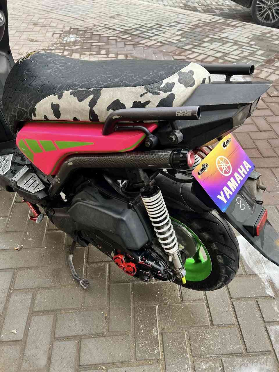 السلام عليكم
سنكس جبلي دراجة خير من الله مكينه مكفوله  موديل ٢٠١٤ الدراجة بيها تزويد اجة بيها من الرمبه داخلي وخارجي ومغلفة لون وردي مكان الدراجة بغداد مدينة الصدر
السعر ٩٧٥ وبيها مجال حگ الجبيه
رقم الهاتف ‭٠٧٧٨ ٣٤٢ ٨٣٣٩‬
