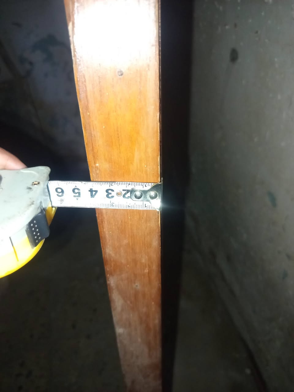 باب عدد 12 شكلين
ارتفاع 122cm
عرض 87cm
سمك 4cm
ابيع شلع وحده 
السعر 200 الف وبي مجال 
المكان بغداد الدولعي
الرقم *********** بي واتساب

