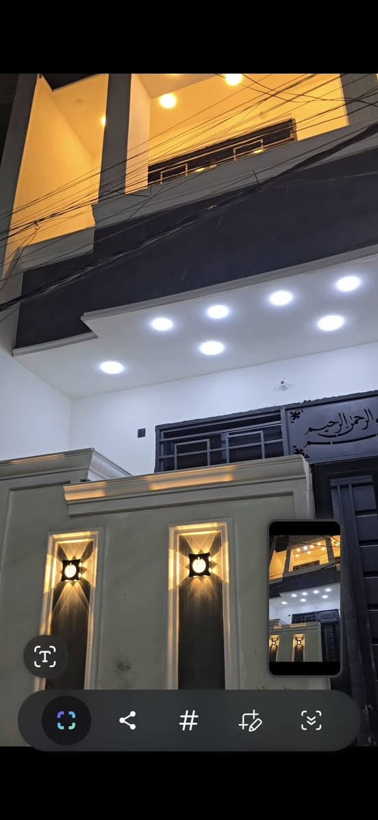 ٧٠م لبيع شارع خوله ٣ فرع علا يسارشارع الجامع لبيع ٤غرف نوم ٣ حمامات صاله ممر مطبخ حولي لبيت مفتاح السعر ١٢٥مليون *********** لبيت طابقين اونص
