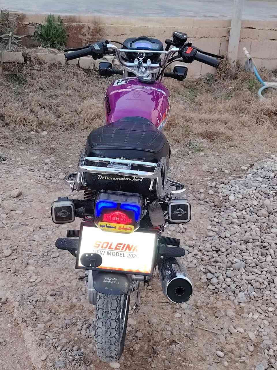 من بعد السلام موطور تايكر موديل 24وطالع بل 25موطور كله شركه ما يعرف الصبانه محرك كهربيات كله شرط لا صرف لا بخار ولا صوت محرك شركه موطور ما تصرف علي دينار منفيس موجود وبل حقيقه احله من الصور موطور حلو ونضيف السعر 600وبي مجال مكاني الحويجه


**إذا كنت صاحب هذا الإعلان وتريد حذفه لأي سبب، رجاءا أرسل رسالة إلى الدعم الفني**