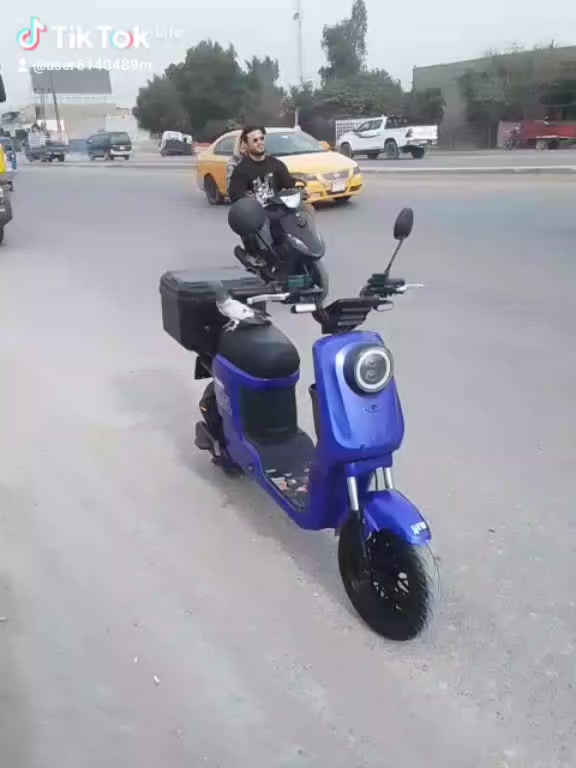 سلام عليكم دراجه شحن للبيع دراجه كفاله عامه بيه هواي مواصفات دراجه كفاله عامه 
مابيه اي نقص سعر وتسااب *********** سعر 400, بيه مجال
