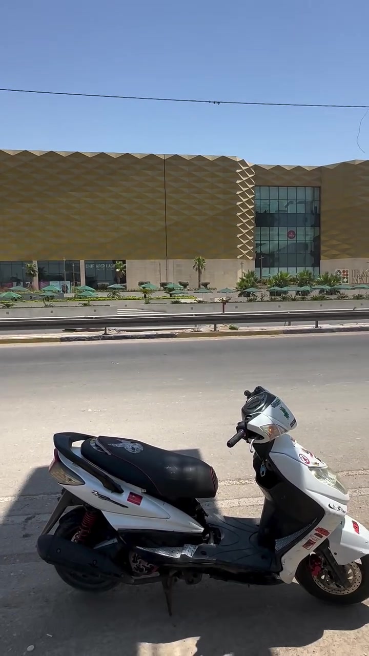 السلام عليكم سكنس فحل كابريتر للبيع المكينه نضيفه كهربايات كلها شغاله ماعده البانزين والسرعه الدراجه نضيفه مكاني بغداد سعر 550 رقمي متواصل على واتساب ***********
