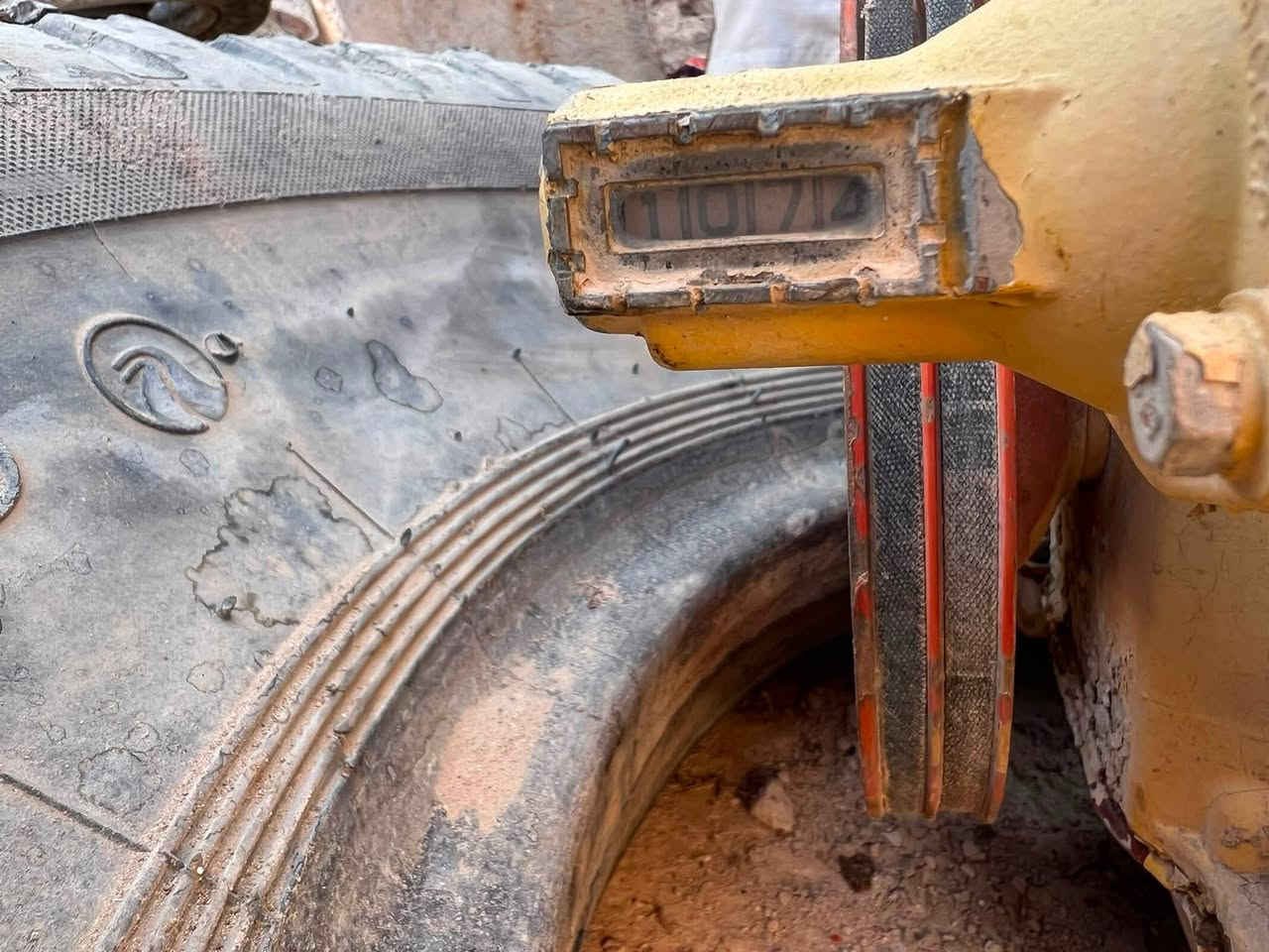 للبيع💯💯
محرك اتحاد ( روسي) متروك 
هوه والكير بوكس والعينة والبنز
***********
الانبار
