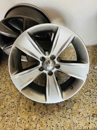 اصلي • حجم 18 • نظافة 75%