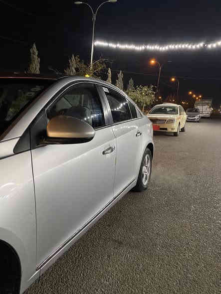 سلام علیک شوفرلیت کروز ٢٠١٢ خلیجی 
ماشیە ١٤٨ الف حقیقی💯
١ قطع سبغ بدون ضربە
١ پارچە سبوغ بێ لێدران 
گێڕ و محرک بشرط 💯
شاشە ئایپاد
ABS✅
تحدید سرعة✅
داخیلی شین و ڕەش🔵⚫️
٤ تایە نوێ بەسترایە 
سەنەوی نوێیە هەزە و فەحس کرایە ✅
٢ سویج بلادی📦
تبرید بشرط
سعر:٧٦ وەرەقە مەجالەکی زۆر کەم
***********
