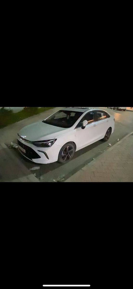 سلام عليكم بايك u5 plus موديل✨ (2025) فول سيارة ماشية 18.000 بعدها  
مواصفات
لون أبيض 
لد أمامي لد خلفي🗣️
خمس بصمات ونظام ترحيب🗣️
تشغيل عن بعد 🗣️🫆
سلايد روف🗣️
تتبع مسار وتحديد سرعة 
كشنات جلد رياضي ابيض واسود 🗣️
رادار أمامي وجانبي وخلفي 🗣️
نقطة عمياء
خمس كامرات 360 درجه 🗣️
أوتو هولد
سايد بريك بصمة الكتروني 🗣️
محرك 1500 #ياباني ميتسوبيشي والبريك من شركة مرسيدس 🗣️
بأسمي تحويل ثاني يوم 
رقم حلو مميز 20063 بغداد 🗣️

الموقع: بغداد / منطقة الحرية 
رقـم للأستفسار واتساب فقط ***********🗣️

السـعـر 150$ وبيه مجال 
***********
