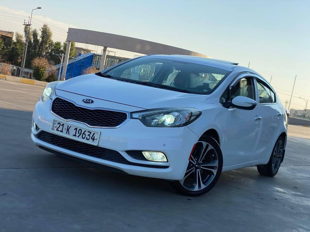 ***********
سیراتۆ 2015 فول مواصفات.. بدون صبغ .. حالوب كلش خفيف ما يبين بس بلفحص يبين 11 نقطة كلها .. 
رقم سنوي كله جديد 2030
بطاقة بنزين موجود .. 
سعر 135& و مجال .. 
*********** كركوك, العراق
