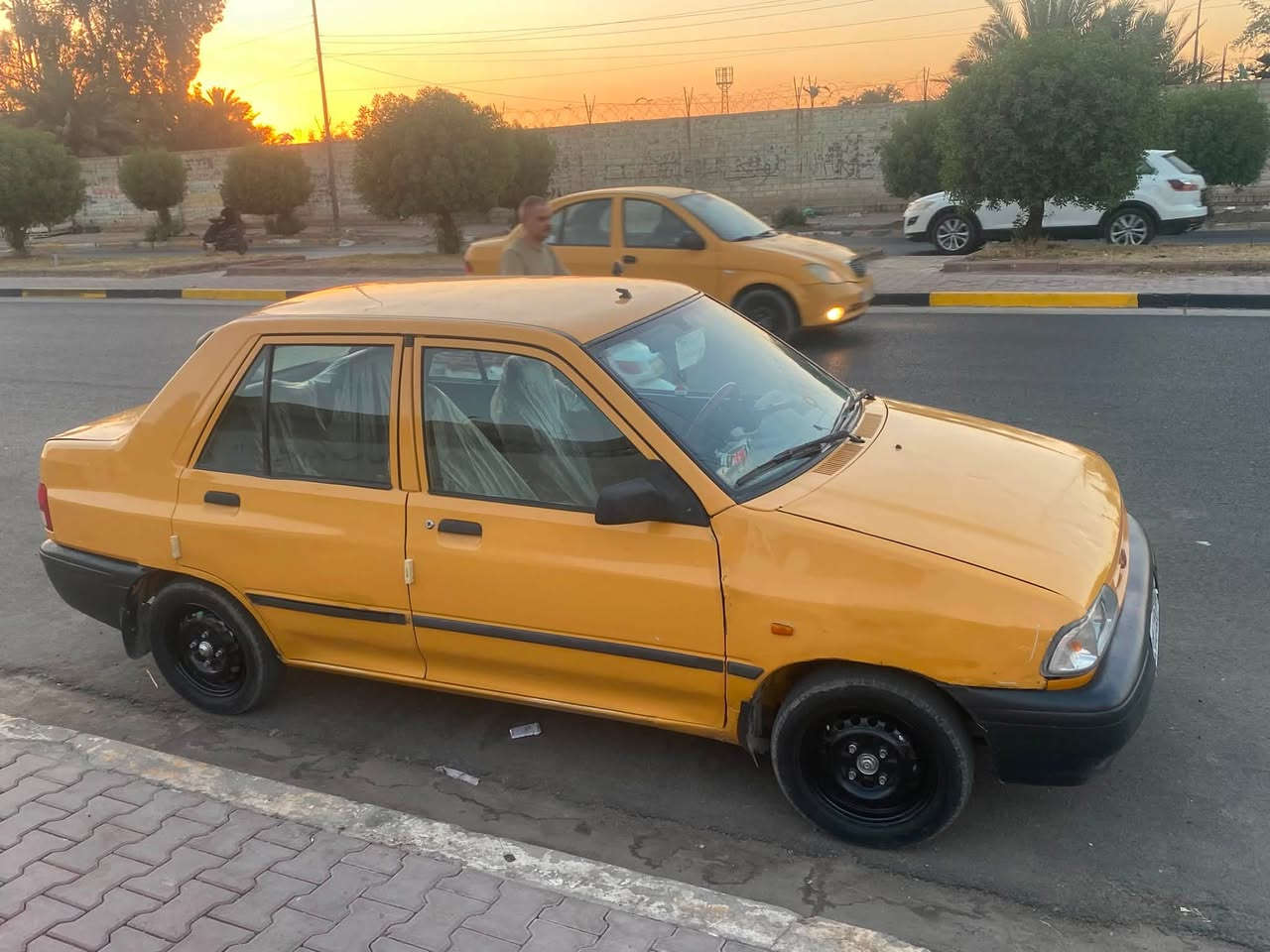 أسلام عليكم سايبا موديل ٢٠١٦ رقم انكليزي بسمي شخصيا
مكينه كير  جدد لا تنقيص ولا تبخير 

صدر امامي خلفي جديد 

تبريد الراديتر مزروفهً

كهربائيات شغاله 

سعرها ٣٠ بيها مجال بسيط 

مكاني بغداد الغزاليه 

‭      ***********‬
