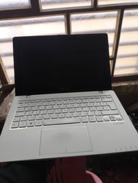 لابتوب • اسوس • اول