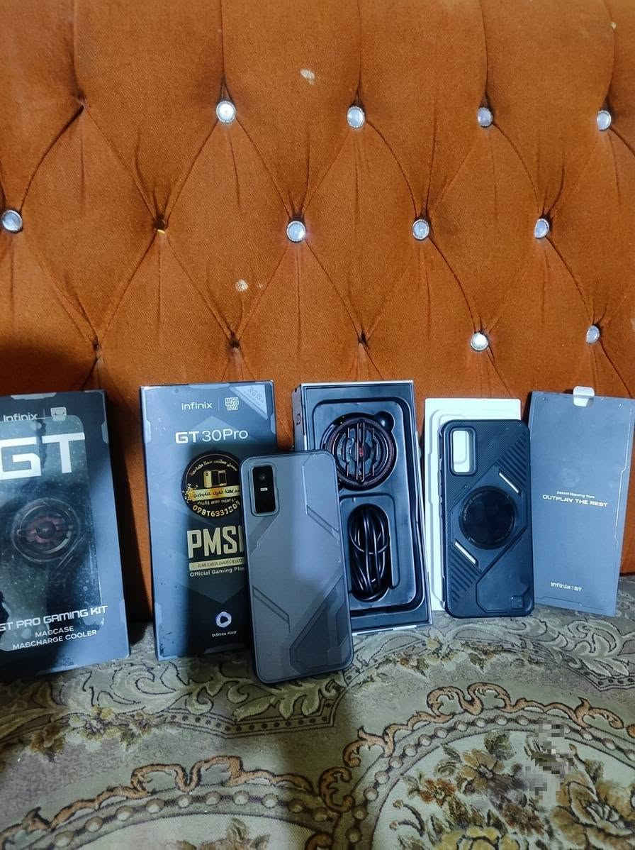 *للبيع أو امراوس  GT 30 Pro 5G -نسخة PMSL Edition 🎮 

*باكج كامل للكيمرز مال البطوله + كل الملحقات*

*حالة الجهاز*: مستعمل نضيف 100% وحته لزكه الشاشه مال الشركه بعدها بي 

# *المواصفات:👇 

- *الذاكرة*: 256GB رام 12 + 12 
- *المعالج*: Dimensity 8350 
- *الشاشة* أمولد 144هرتز  + بصمة بالشاشة
- *التبريد*: تبريد مائي VC + اضاءة RGB بالظهر 4 خطوط
- *البطارية*: 5500mAh + شحن سريع 45W
- *الكاميرا*: 108MP AI + 2MP

# *الملحقات شاحن 45واط + كفرات2   الباكج الكامل GT Pro Gaming K 

1. ملاحضه ⚠️ * فقط الفريز وكع مني ونكسر منه شويه بس عادي يبرد وشغال وكلشي ما علي  ✅ 

*السعر*: 375 وبي مجال قليل ولحد يكسر بلسعر رجائآ
*المكان*: بغداد - ابو غريب 
* وهاذه رقمي *: *********** بي واتساب 
*: ماعندي توصيل ❌
