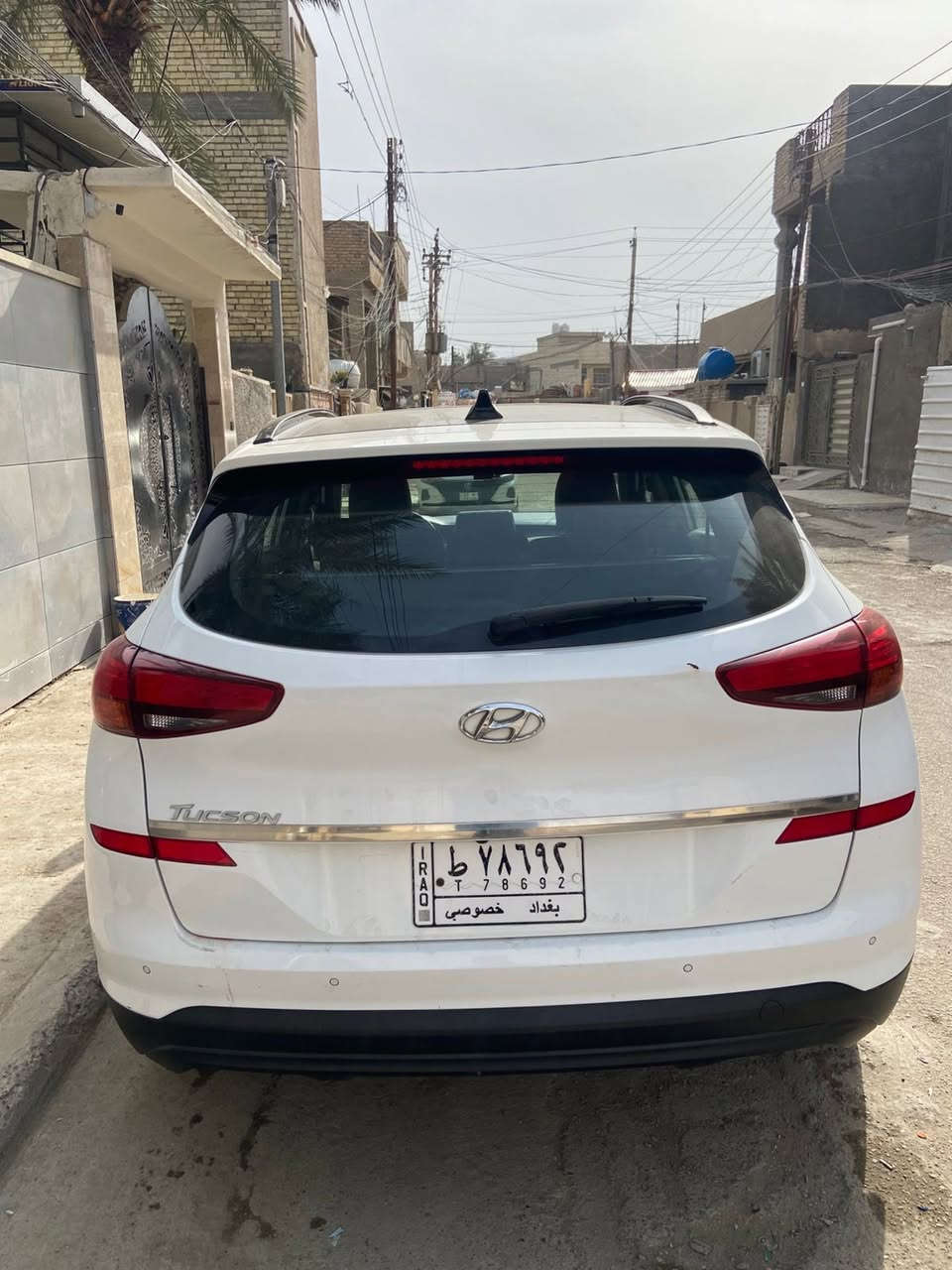 توسان موديل 2020 فول مواصفات خليجي بيها بارد بالجاملغ الخلفي ورصعات2 خفيفه بالبنيد مبينه بالصوره السعر 200 رقم تلفون ***********
