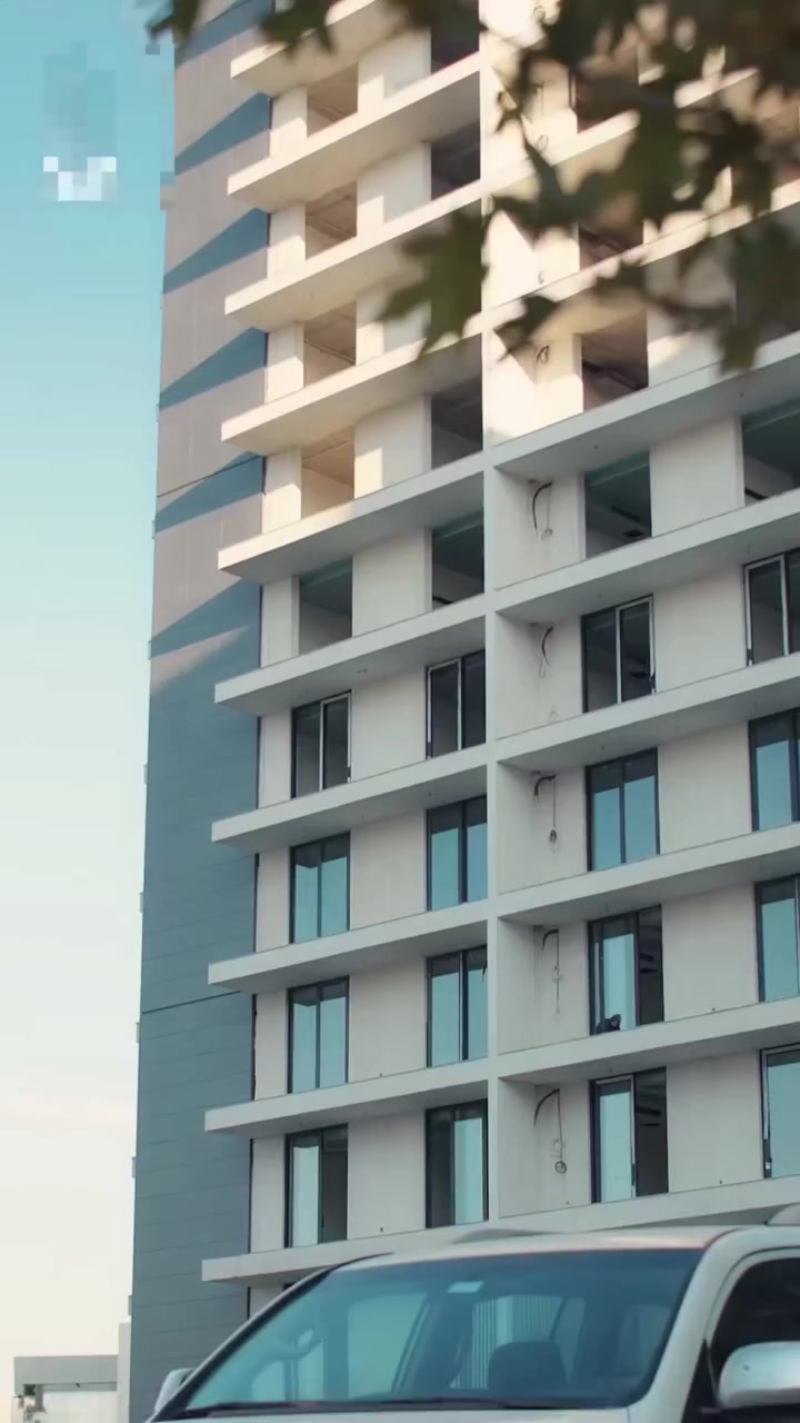 بە تەنها ٦ دەفتەر پێشەکی دەبیتە خاوەنی ئەم یەکە ۳ نووستنیە کامل مواسەفاتە لە ڕێگەی هەڵبژاردنی هەڵوێست موڵکی خان دەتوانن کڕین ئەنجام بدەن.
بۆ زانیاری زیاتر سەردانی ئوفیسمان بکەن یان پەیوەندی بکەن (***********).

 #hawler_slemani_dhok_karkuk_hallabja #اکسبلور #عەقارات #موڵکی #خان #aqarat #کۆمپانیا #خانووبەرە #نوسینگە #کڕین #فرۆشتن
