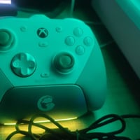 يدة game sir g7 pro احترافية كامل ملحقات مستخدمة ثلاث اشهر سبب البيع س...