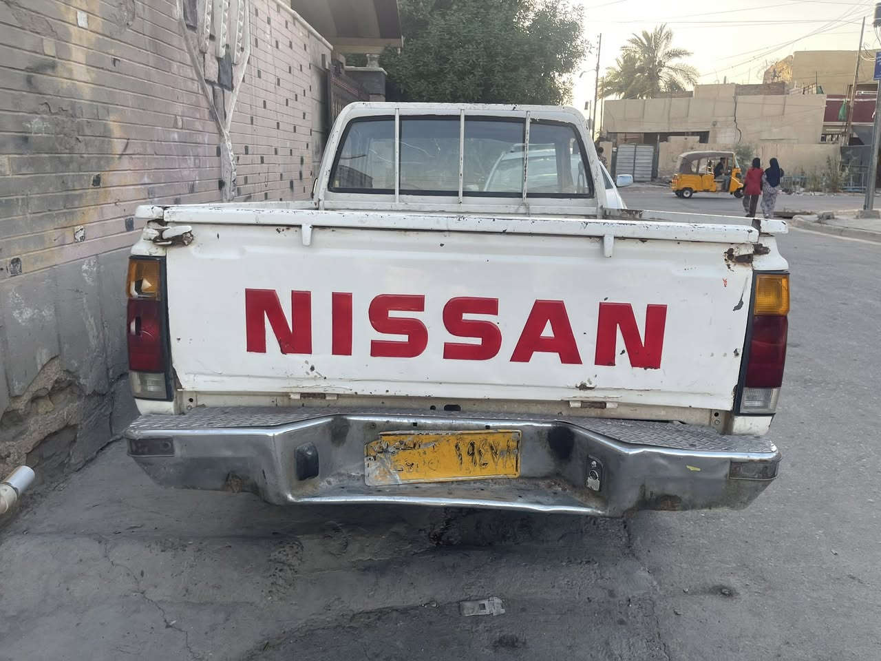 البيع بيكم نيسان
موديل 1989
كير مكينه حداديه مكفول
كير وتماتيك شاصي مكفول 
تخم تاير دواخل نضيفه 
السعر 18وبيه مجال مكان
بغداد رقمي***********
