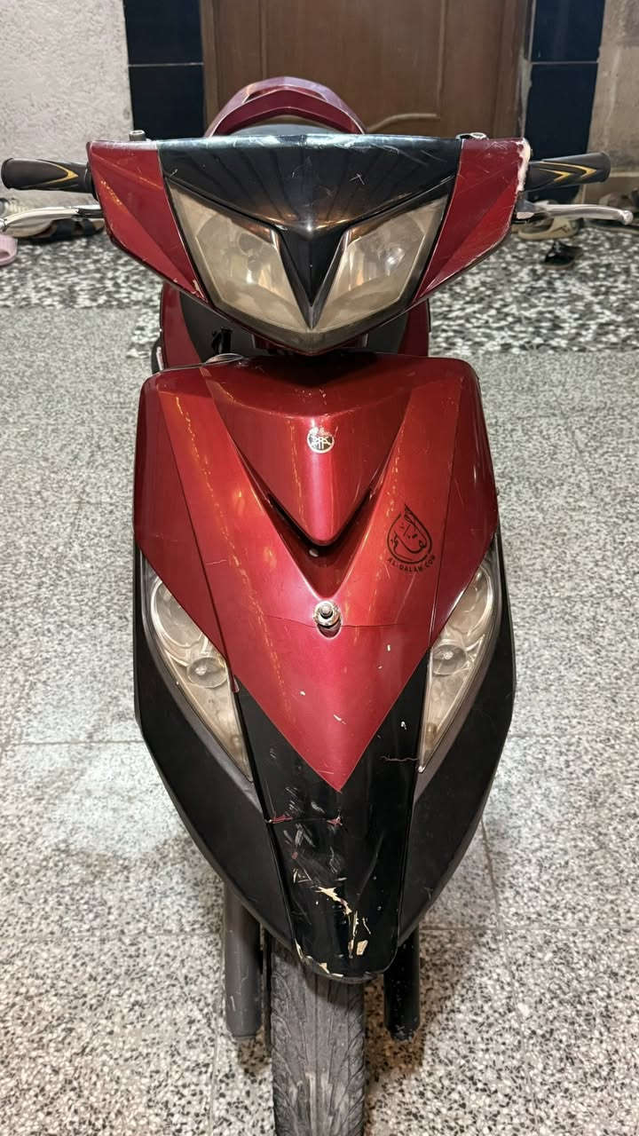 سلام عليكم دراجه ماكس ثعلب دراجه خير من الله كلشي شغال بيه 
كهربائيات  جيب فيتر او تعال افحص دراجه اتخبل مكان كاضميه 
***********
