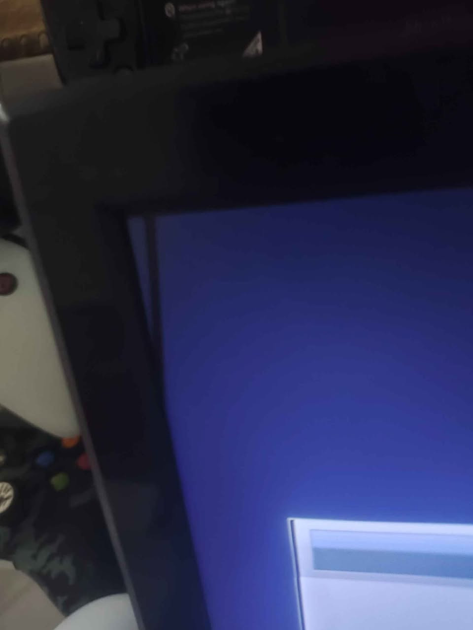 کۆنتڕۆڵی لەگەڵە شاشە 24 full hd بەس ئەو خەتە ڕەشەی هەیە یاد ناکات ئەمە چەنێکە کێشەشی نیە بۆ فرۆشتن سعری ٤۰هەزار شوێن vga+hdmi 2 speker+ وە ستاندیشی لەگەڵە السليمانية, العراق


**إذا كنت صاحب هذا الإعلان وتريد حذفه لأي سبب، رجاءا أرسل رسالة إلى الدعم الفني**