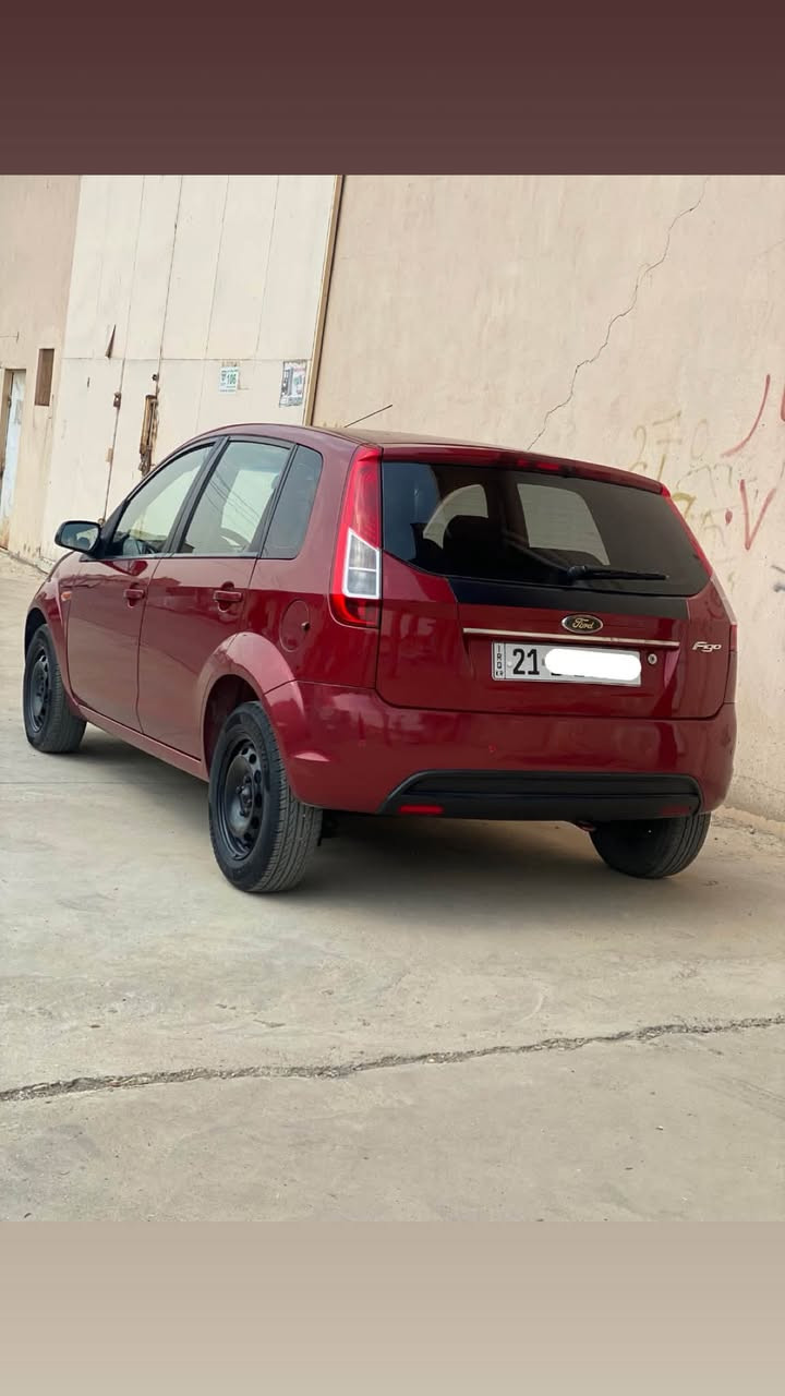 Ford figo 2015
ماڕۆنی 
ئۆتۆماتیك ٢ جام كارەبا و حاسە
گێڕومەكینەی بێ عەیب مەكینەی تازە گۆڕاوە لۆك
١٦٣ هەزار ڕۆشتوە
تاخم كوشنو گاعی تازە تێگیراوە
سەنەوی تا ٢٩ تازەیە بەناوی خۆمەوەیە 
دەعمو لێدراوی نیە تەنانەت قرچیشی نیە 
بۆیاخ ٦ پارچەی بۆیاخە هی ئەمریكایە  سەقفو شانی بۆیاخ نیە هەیكەلی جوانە ساردو قوپاوی نیە تایەی تازەیە
تەنها بۆنیتی خۆم لێرە لەسەر كاڵ بونەوە بۆیاخم كردوە سەیارەیەكی كەم مەسرەفە تەبریدو كارەبایی بێ عەیب  سعری ٧٤$ معامەلەیەكی برایانە
غرامەی دوای معامەلە ئەگێڕمەوە 
شوێن سلێمانی 
***********
