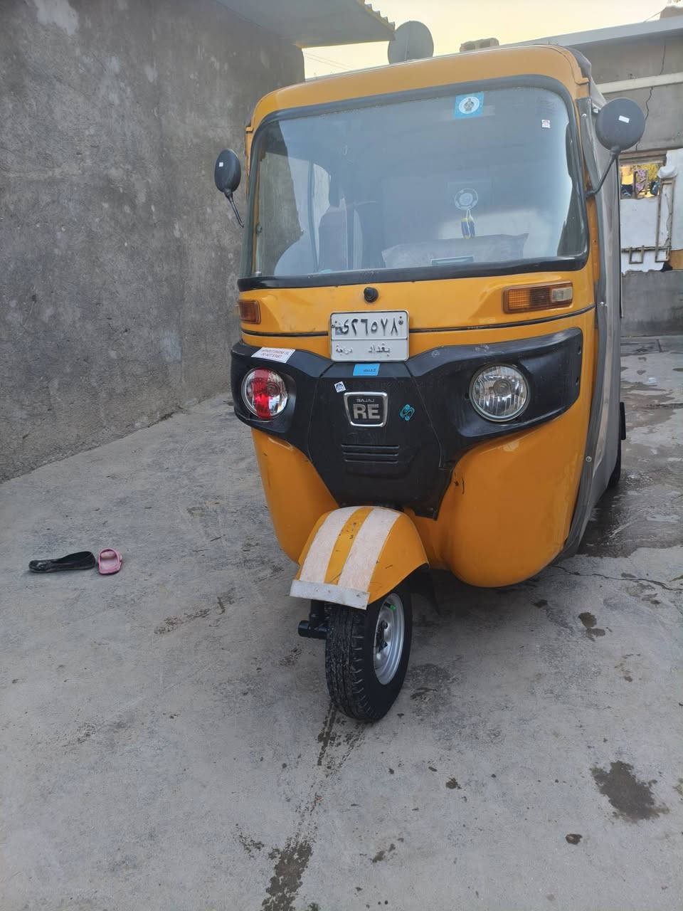 سلام عليكم تكتك للبيع موديل 8/22 بغداد مشتل السعر 9,250 الهاتف ***********
