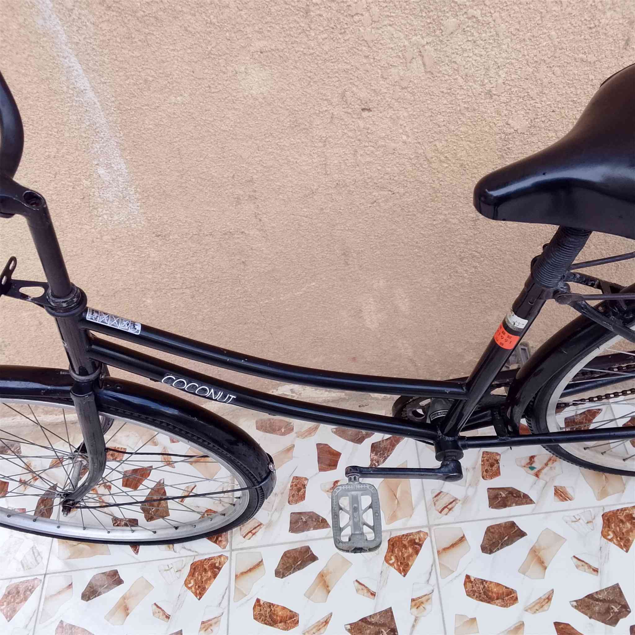 السلام عليكم البيع باسكل موزه حجم 26 يابني شرط باسكل نضيف جدا المجمع جديد ويالته عدله باسكل انضف من الصوره سعر ٦٠ الف العنوان تكريت القادسية شارع ابو عقرب ***********
