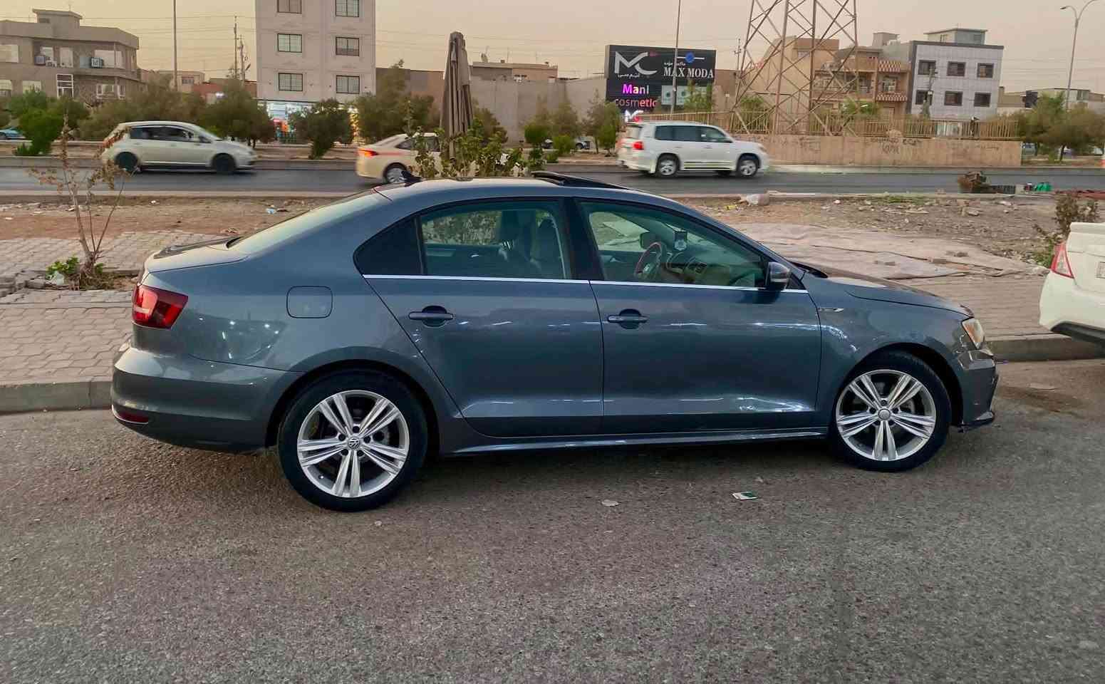 جيتا ٢٠١٨ se فول 

گير و مه كينه به شه رت ٣ پارچه سبوخ

165 هه زار km رووشتيه
٧٣ ٠٧ ٧٧٦ ٠٧٥٠
سعري 114 مجال 
غرامه ى له سه ره ته لفون لو ره قم بكه ن
*********** أربيل, العراق
