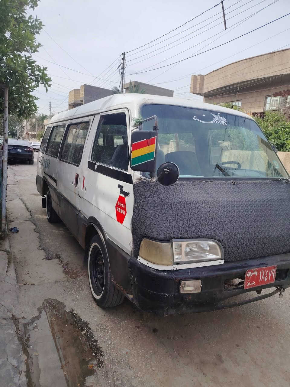 سلام عليكم كيا اسيا للبيع موديل ٩٥ محرك كير اكسل مكفولات داخل مدوشم محرك ٣٠٠٠ راعيهه موجود بس ميقبل يحول ابيع بدون راعي انته وشطارتك تقنعه يحولك مادري مرور هيئه غرامات مصفره تخم تاير جديد كهربائيات شغاله كلهه الكشر شوف العين السعر ٢٢ بيهه مجال شي قليل المكان بغداد بلدوره للاستفسار ***********
