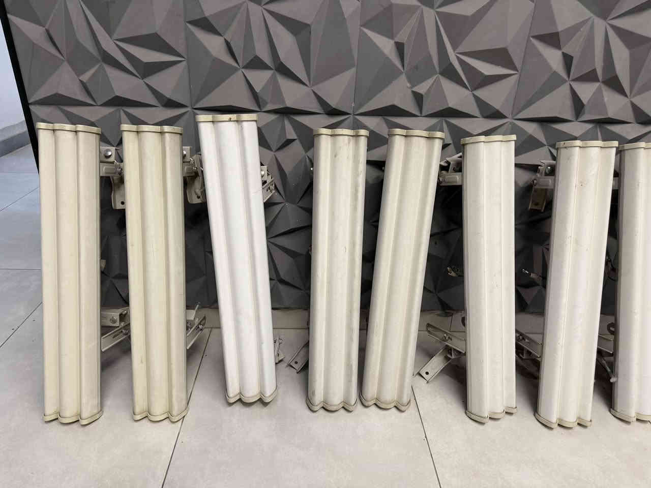 توفر لدى مكتبنا 
روكت xw سعره 90 الف
سكتر ubnt 120سعره 60 الف
هايبر لينك 32 سعره 90 الف
لينك 30 ubnt سعره 80الف
راوتر بورد 2011  شاشة 70 الف
راوتر بورد 2011 بدون شاشة 60 الف
921 عدد 2 سعره 140 الف
912 نوع 5g سعره 35 الف 
 انجكتر مع محولة 10 الاف 
Dc 24 v سعره 20الف 
باج بنل 16 بورت 15 الف 
باج بنل كيكا 24 بورت 60 الف
راك 4u سعره 25 الف 

*********** 
يوجد لدينا توصيل لكافة المحافظات
