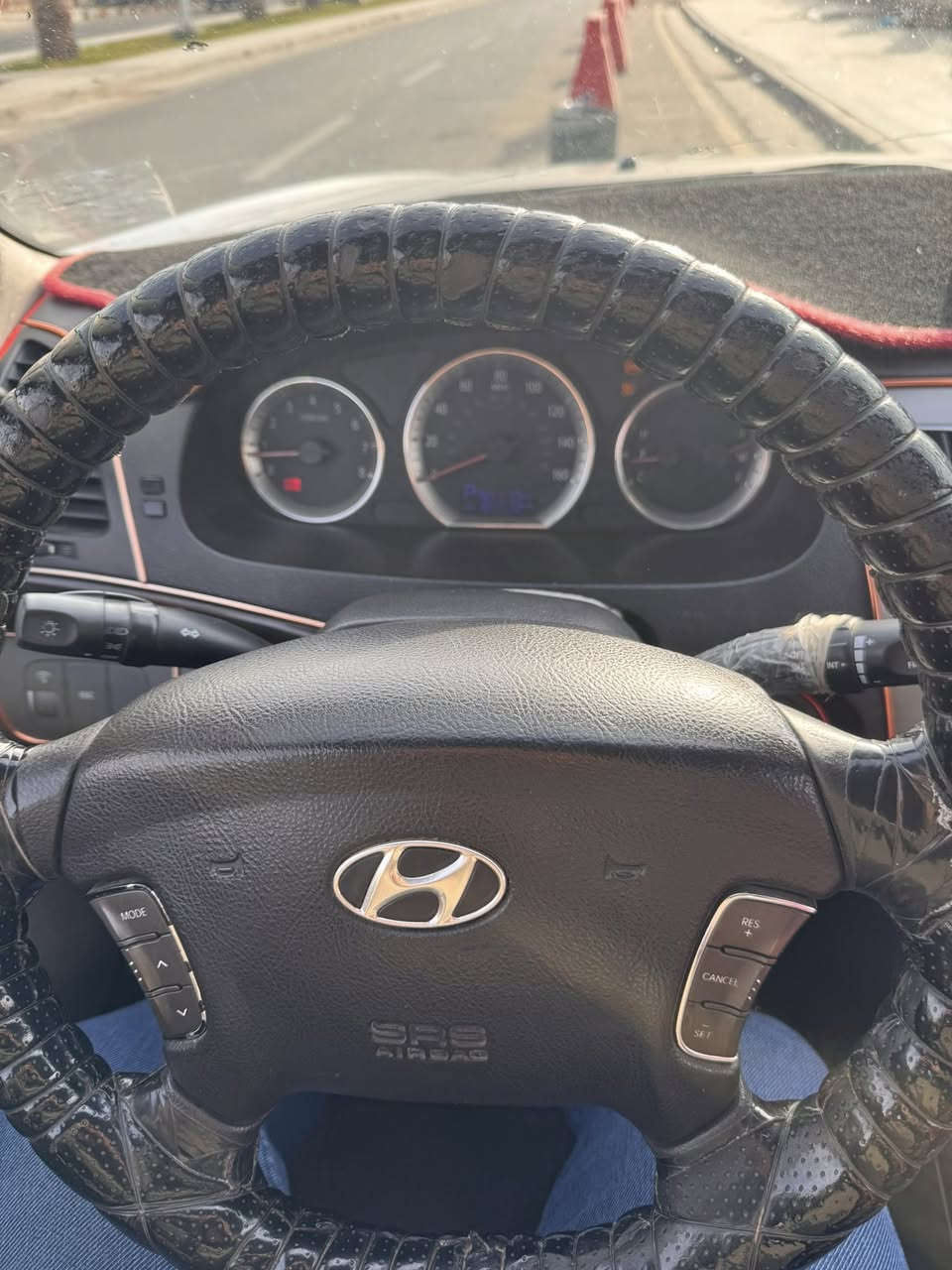 السلا عليكم
سوناتا 2009 وارد امريكي محرك 2400 فوول مواصفات كليين قطرة صبغ مابيها عدى شباك الدعاميه الاماميه ورصعات صغيره كير محرك كفاله ماناقصها شي شغل وامشي مكان السياره بغداد والانبار السعر 135 ورقه وبيها مجال رقم الهاتف  ***********
