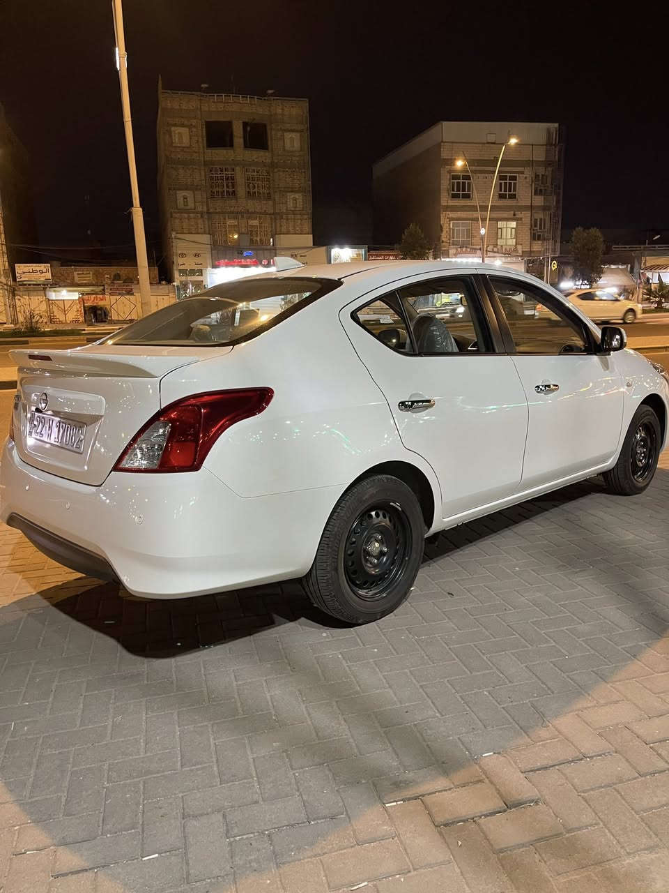 سلام عليكم نيسان صني هندي ام البليتة الزركة مديل 2025 كفالة عامة ماشية ألفين السيارة جديدة ما متعوبة مكان السيارة بصرة القبلة 
السعر 128 وبيها مجال حك الجية 
وباقي التفاصيل 👈***********
