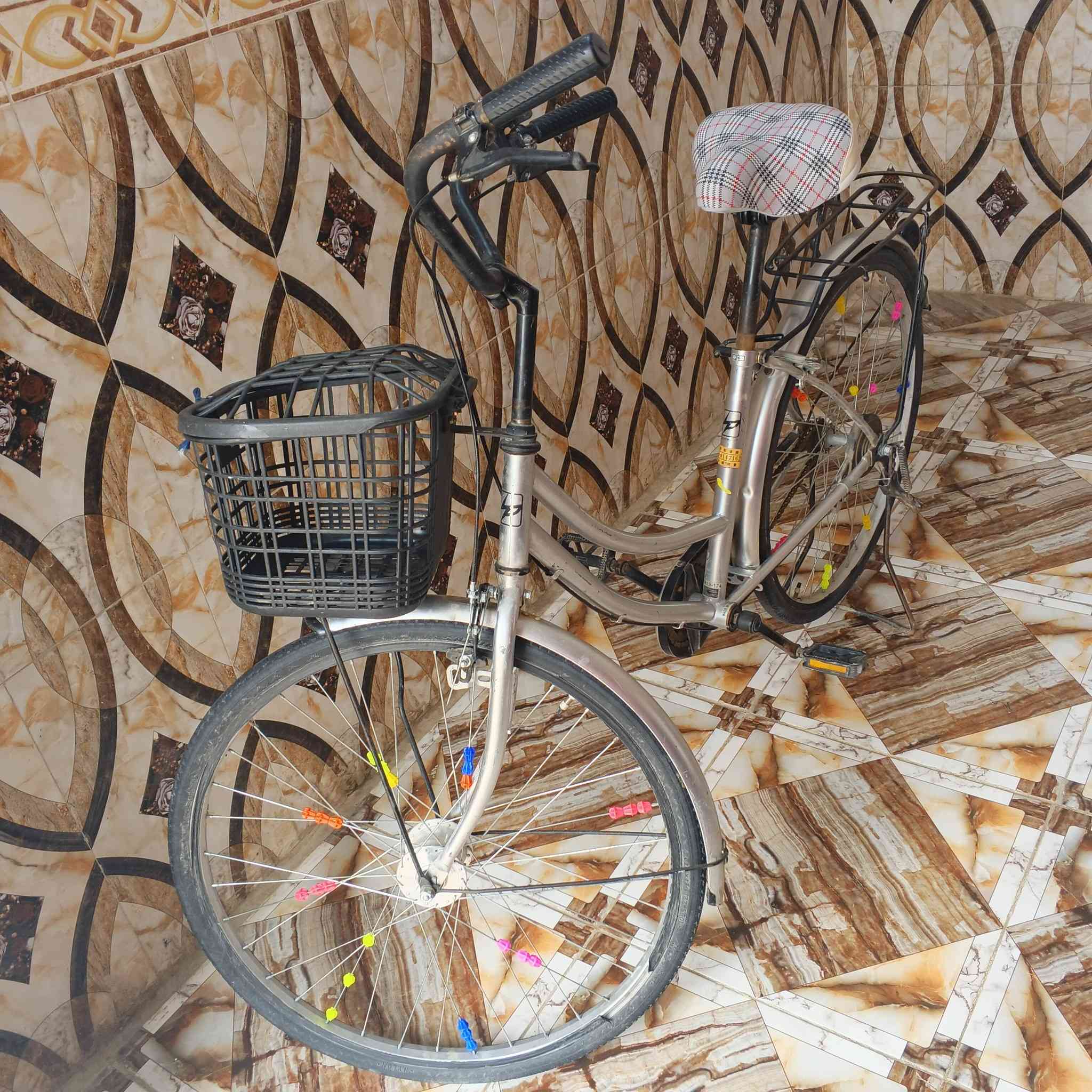 باسكل للبيع سعر 90 وبي مجال


**إذا كنت صاحب هذا الإعلان وتريد حذفه لأي سبب، رجاءا أرسل رسالة إلى الدعم الفني**