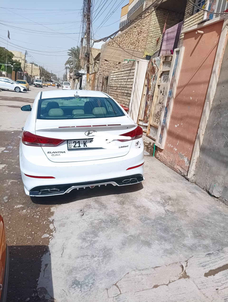 السلام عليكم من رخصت مدير الاكروب المحترم
هونداي النترا موديل 2017 رقم سليمانيه بسم عربي بغداد الامين 
حادثه بسيط ربع البنيد وخشم الچاملغ مصبوغات بدون تبديل 
بدون دواخل السياره جاهزه من كلشي تخم تاير تبريد كير ومكينه جدد بدون صرف السياره فول فول لمتد السعر 118 بيه مجال بسيط عنوان بغداد حي الامين الثانيه 
موبايل ***********
